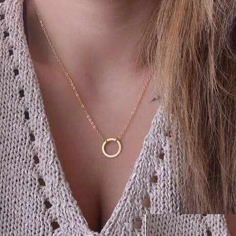 Circle Pendant Necklace