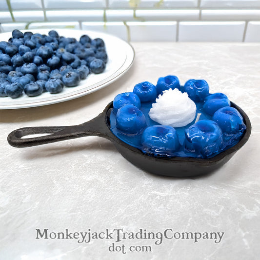 Blueberry Dessert Skillet Candle