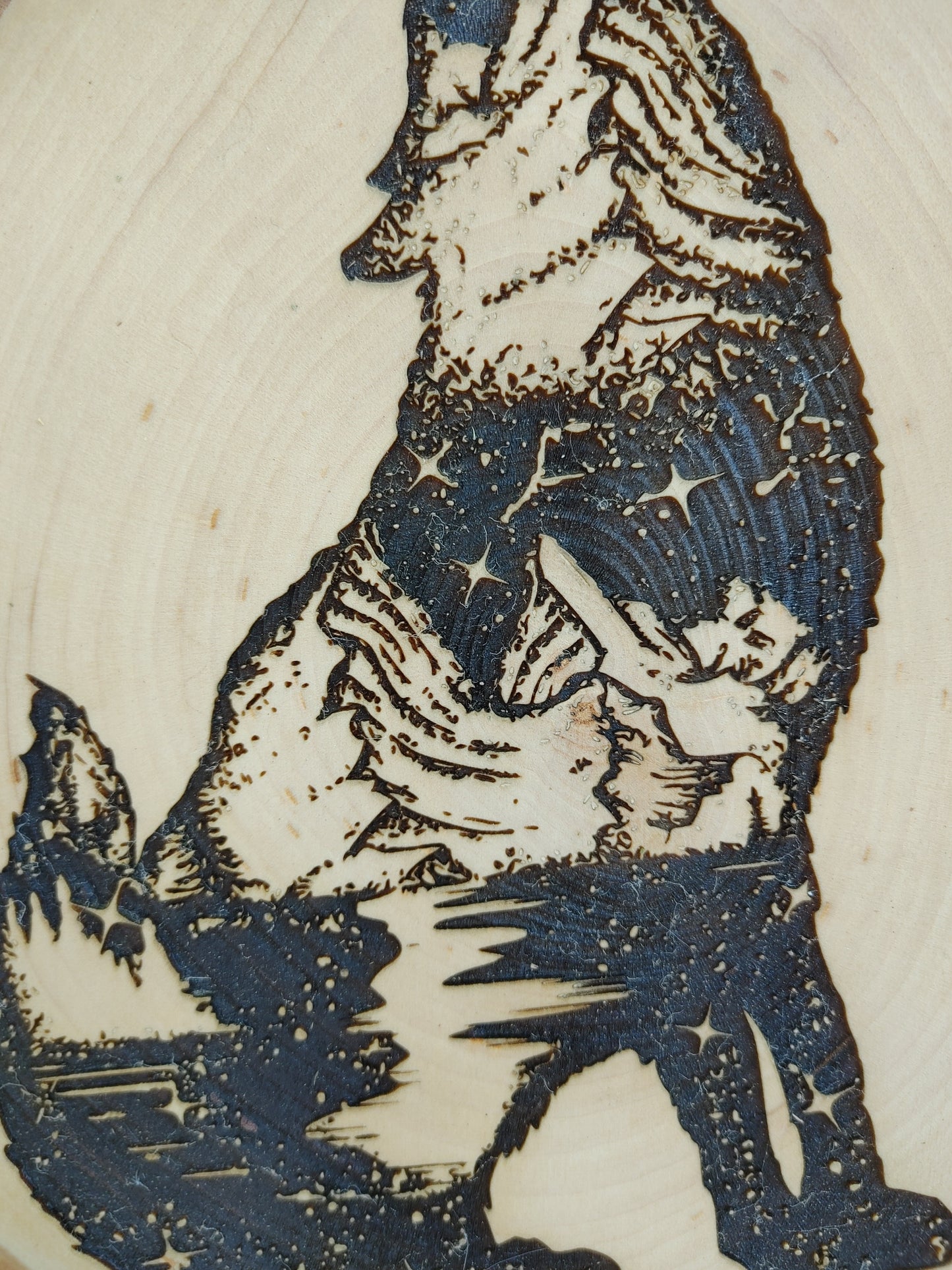 Wolf Wood Sign on Wood Country Round